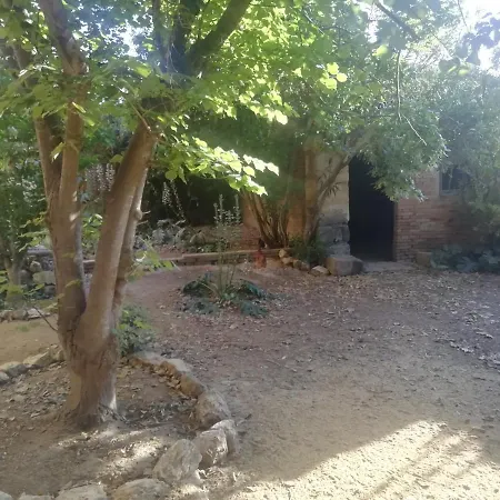Masia Cal Lari *